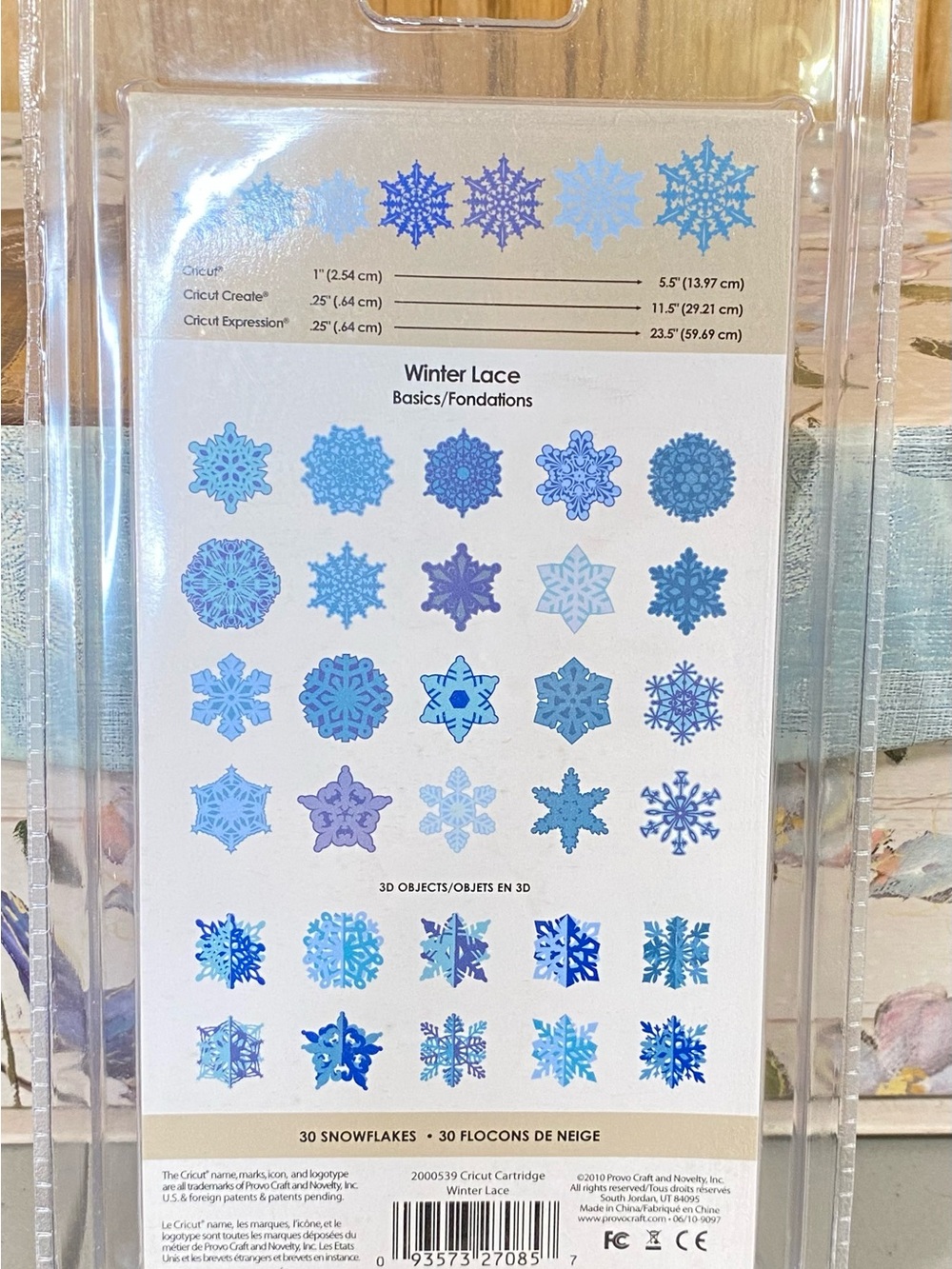 Cricut Winter Lace Cartridge 30 Snowflake Theme Die Cuts Paper Crafts NWT - Picture 4 of 4